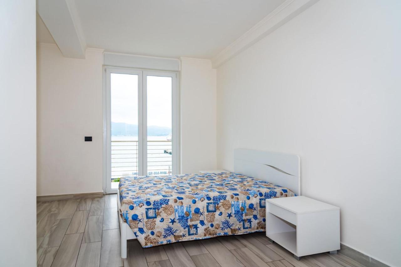Appartamento Fronte Mare Portoferraio Esterno foto
